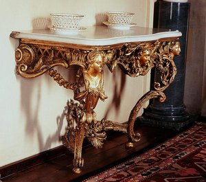 Förgyllt bord, Arundel Castle