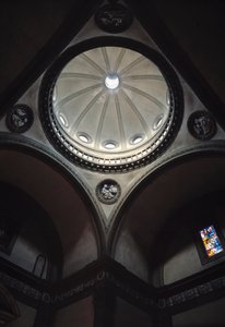 Interiörvy av kyrkan