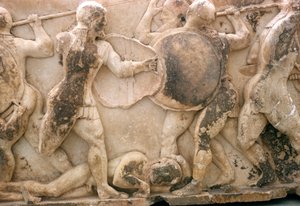 Slåss om Patroklos kropp, fris från Siphnian Treasury, c.525 f.Kr. (marmor)