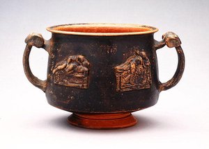 Kantharos med relief, funnen i Pergamon, ca 100 f.Kr. (keramik) av Greek