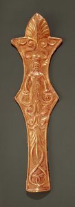 Träns framsida, plakett med en representation av en kvinna med ormben (guld) av Greek School