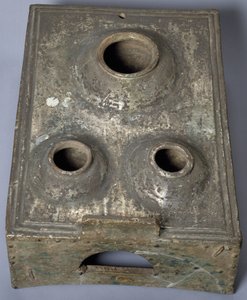 Miniatyrkamin, Kina. Kinesisk civilisation, Han-dynastin, 3:e århundradet f.Kr.-3:e århundradet e.Kr. (metall)