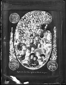 1884; Artonhundra pärlor i British Columbia hälsar dig!; sammansatt foto som består av barnporträtt tagna föregående år, 1885 (bw-foto)