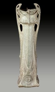 Art Nouveau: Jardiniere runt 1902-1903 gjord av Hector Guimard (1867-1942), 1900-talet. Sevres, National Museum of Ceramic. av Hector Guimard