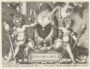 Två putti med dårhuva Libet qui caret (titel på objekt)