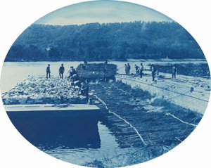 Konstruktion av Rock and Brush Dam, Low]. Vatten]. 1891