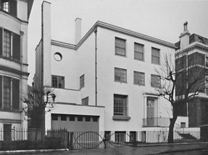 Exteriör - House for Denys Lowson, Esq., Upper Phillimore Gardens, London, 1939