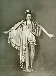 En atensk modekvinna f.Kr. 600-468, 1924. av Herbert Norris
