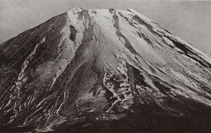 The Crest of Fuji, ett telefotografi från Shoji av Herbert Ponting