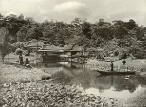 Ha-Kei-Tei Inn and Garden på Hikone, 1910. av Herbert Ponting