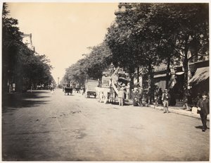 Omnibus på en boulevard i Paris, ca 1890 (s/v foto) av Hippolyte Blancard