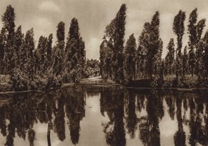 Mexiko: Xochimilco med de s.k. "flytande trädgårdarna" (svartvitt foto) av Hugo Brehme