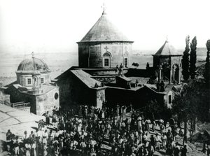 Pilgrimsfärd vid Tomarza-klostret, sydost om Kayseri av Hugo Grothe