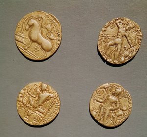 Dinarer från Samudragupta (335-375) Kumaragupta I (415-454) och Chandragupta I (320-335) (guld)