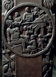Indisk konst, hinduism: lågrelief som representerar apor som sliter en tand från en jätte med hjälp av elefanter. 2:a århundradet f.Kr. Kolkata, indiskt museum av Indian School