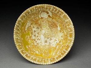Skål med ryttare och Pseudo-Kufic Insription (fritware med överglasyr i lyster) av Iranian School