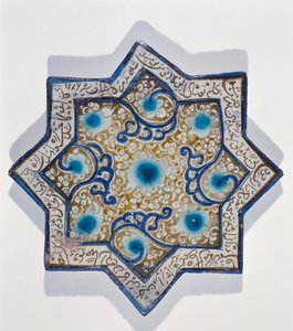 Stjärnformad överglaserad lövförgylld kakel i stil med Takht-e Solaiman, 1200-1300-tal (keramik) av Islamic School