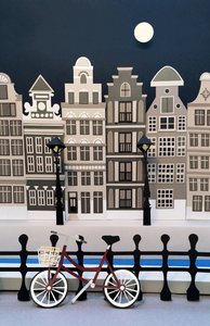The City Sleeps, 2016 (papper) av Isobel Barber