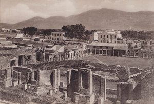 Gladiatorernas baracker med panorama, Fäktskolan (s/v foto) av Italian Photographer