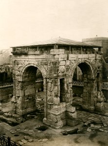 Marcus Aurelius-bågen efter restaureringarna, Tripoli, Libyen av Italian Photographer