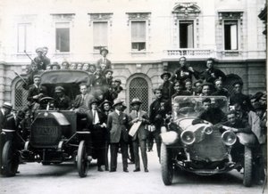 Milano, 3 och 4 augusti 1922. Fascisternas reaktion på strejken. Actionteam på Scala Square. av Italian Photographer