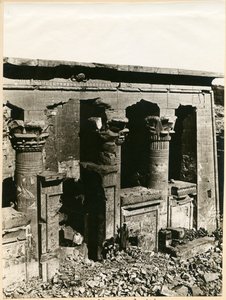 Pronaos av Temple of Mandulis, Kalabsha, Egypten, fotografi av Antonio Beato av Italian Photographer