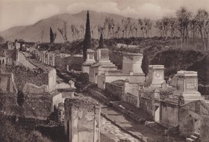 Via Delle Tombe, Street of the Tombs (s/v foto) av Italian Photographer