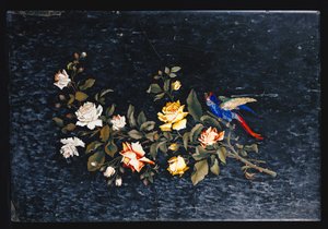 En italiensk pietre dure bordsskiva i svart och vitt brokig marmor av Italian School
