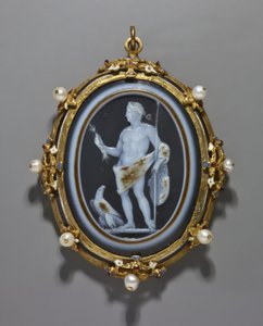 Cameo porträtterar en romersk kejsare som Jupiter, Cameo: Roman, A.D. 41–-54, Ram: Italiensk, sent 1500-tal (cameo: sardonyx; ram: guld, emalj och pärlor) av Italian School