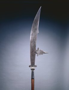 Glaive, Venedig, ca 1600-20 (stål och trä) av Italian School