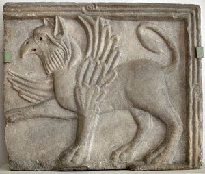 Griffon (eller grype). Låg relief skulpterad, marmor, Venedig (Italien) 1100-talet. Nationalgalleriet, Sternbergpalatset, Prag (Tjeckien). av Italian School