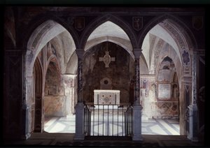 Interiörvy av presbyterium och altare, st benedict grotta (sacro speco) Subiaco av Italian School