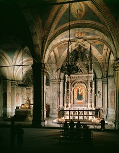Interiörvy av kyrkan av Italian School
