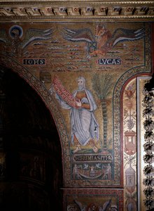 Profeten Jeremia och symboler för evangelisterna Johannes och Lukas anonym mosaik från 1100-talets Rom, kyrkan Santa Maria i Trastevere Italien av Italian School