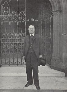 Mr Spencer Charrington