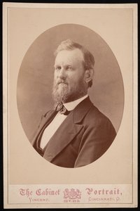 Porträtt av J.H. White, mellan 1874 och 1881. av J and W Vincent