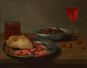 En tallrik med räkor och en rulle, en skål med oliver, en façon de Venise, ett glas öl och mandlar på ett bord av Jacob Van Es