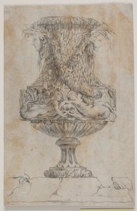 Dekorativ vas med två huvuden och två vattennymfer. Kopia efter Pl. 20 i sviten med vaser designade av Saly 1746. "Vasa a se inventa..." av Jacques Francois Joseph Saly