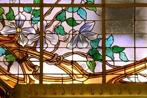 Nancy (avdelning 54), Art Nouveau, "" La verriere aux Clematites"" (1901) - detalj, Målat glas av Jacques Gruber (1870-1936), på Credit Lyonnais, rue St Georges