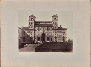 Villa Medici; fasaden mot trädgården, nu Académie de France av James Anderson
