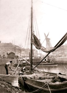 Kanalbåt, Rotterdam, 1898. av James Batkin
