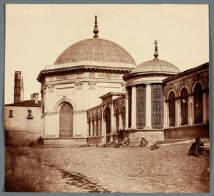 Sultan Mahmuds gravmonument [Istanbul. Sultan Mahmuds gravmonument] av James Robertson