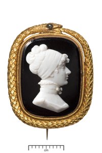 Death of Princess Charlotte Gold Memorial Brooch, c.1817 (svart och vitt glas i guld med diamant)
