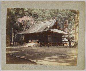 Futa-ara-templet, Nikko, Japan (handfärgat svartvitt foto) av Japanese Photographer