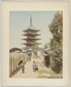 Yasaka Pagoda, Kyoto, Japan (handfärgat svartvitt foto) av Japanese Photographer