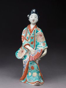 Figur av en dansande kvinna, japansk, troligen 1600-talet (lergods med emalj överglasyr)