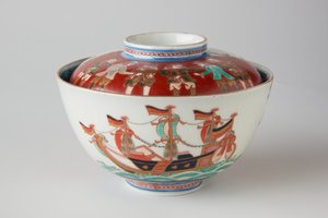 Risskål och lock, möjligen 1800-tal (Ko-Imari ware, porslin med underglasyr blå och överglasyr emalj) av Japanese School