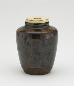 Tecaddie, katatsuki-typ, Seto, Aichi-prefekturen, Edo-perioden, mitten av 1600-talet (keramik) av Japanese School