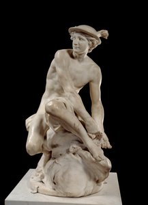 Merkurius fäster sina bevingade sandaler Marmorskulptur av Jean Baptiste Pigalle (1714-1785) 1744 Paris, Louvren - Mercury fäster sina bevingade sandaler av Jean-Baptiste Pigalle