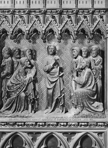 Katedral, interiör, korduk, Jesus Kristus som visar sig för apostlarna och lärjungarna i Galileen, ca 1340-51 (polykrom sten)